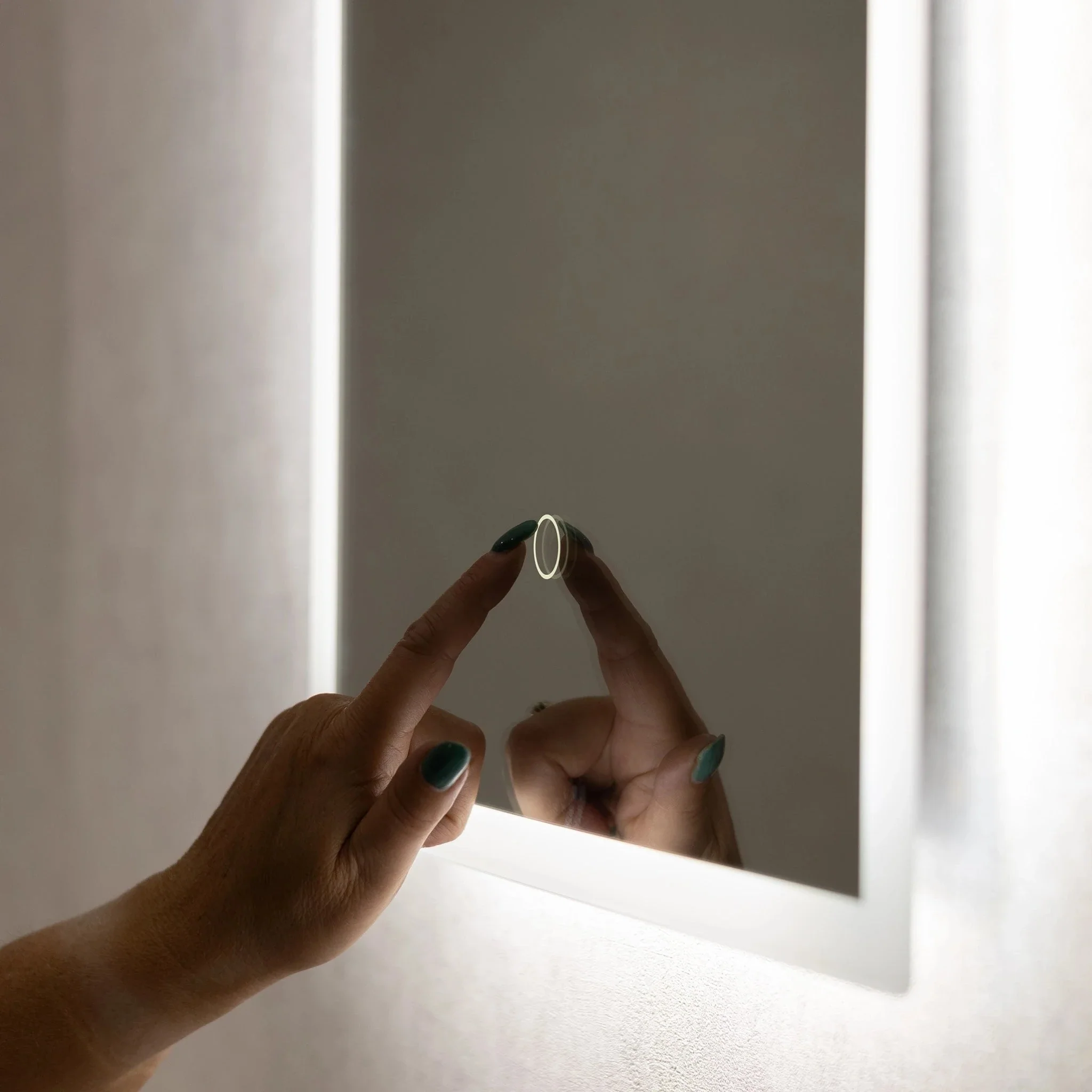 Glendale LED Bathroom Mirror - Image 8