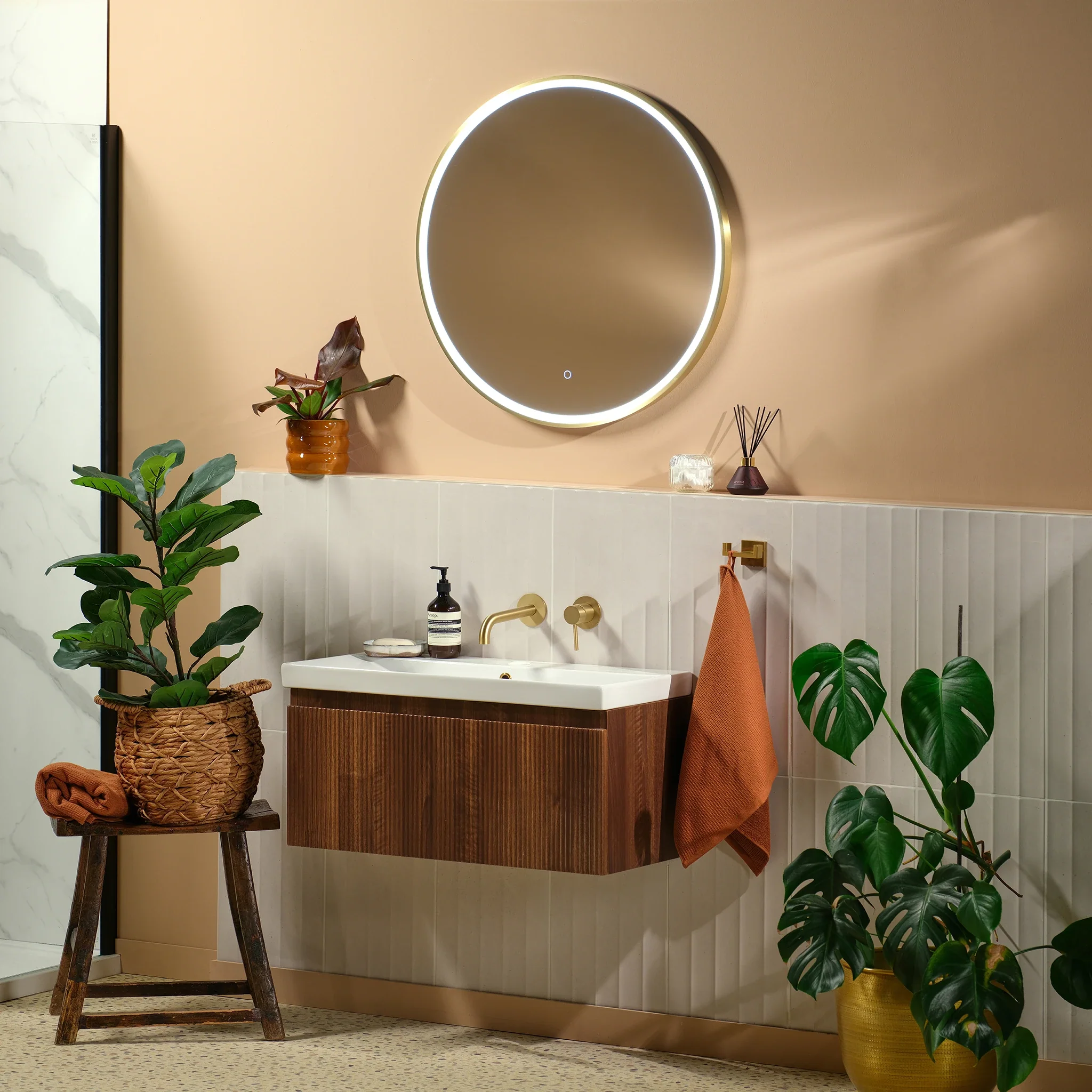 Kali Round LED Illuminated Mirror - Image 13