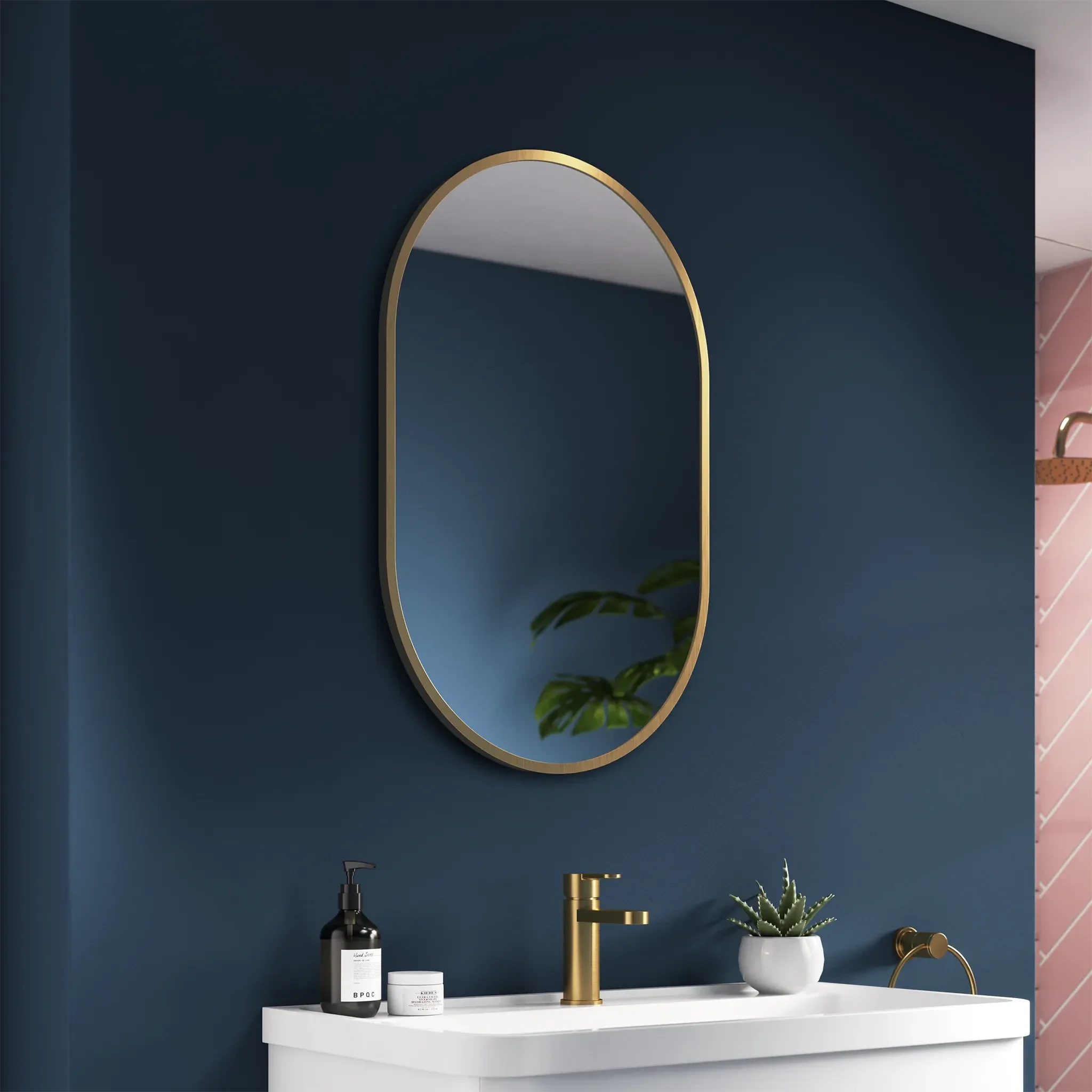 Kira Pill-Shaped Mirror - Image 11