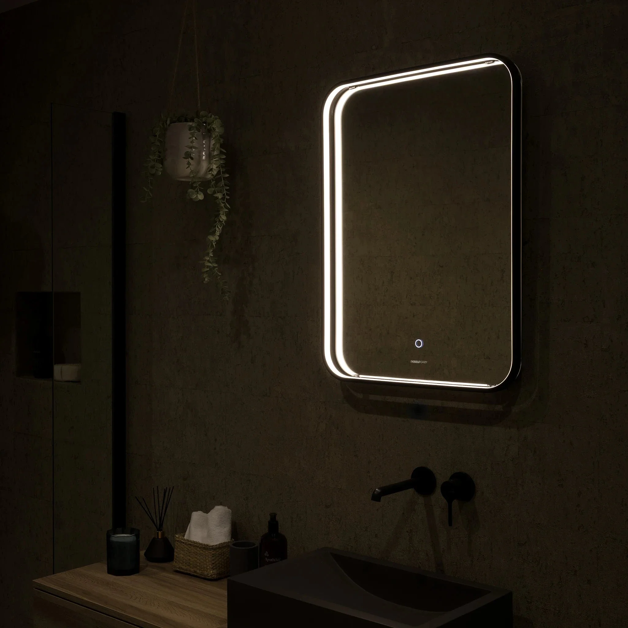 Luna Portrait LED Bathroom Mirror - Image 12